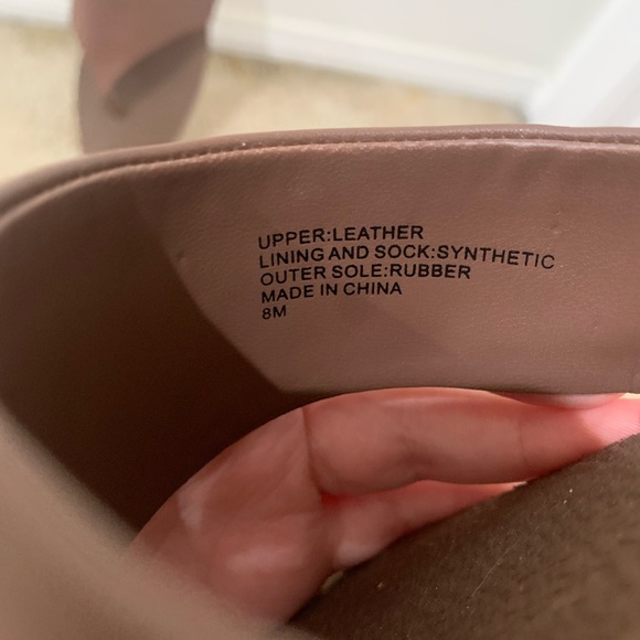 Banana Republic leather sandals sz 8M - Picture 3 of 6